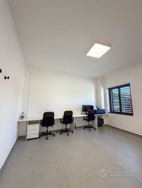 Creative coworking / ufficio in studio creativo -