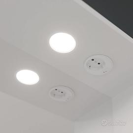 Specchio con led bianco lucido