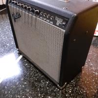 Amplificatore Fender per chitarra elettric