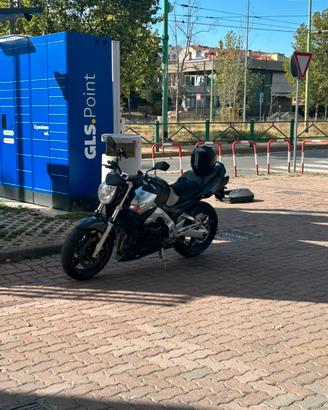 Suzuki GSR 600