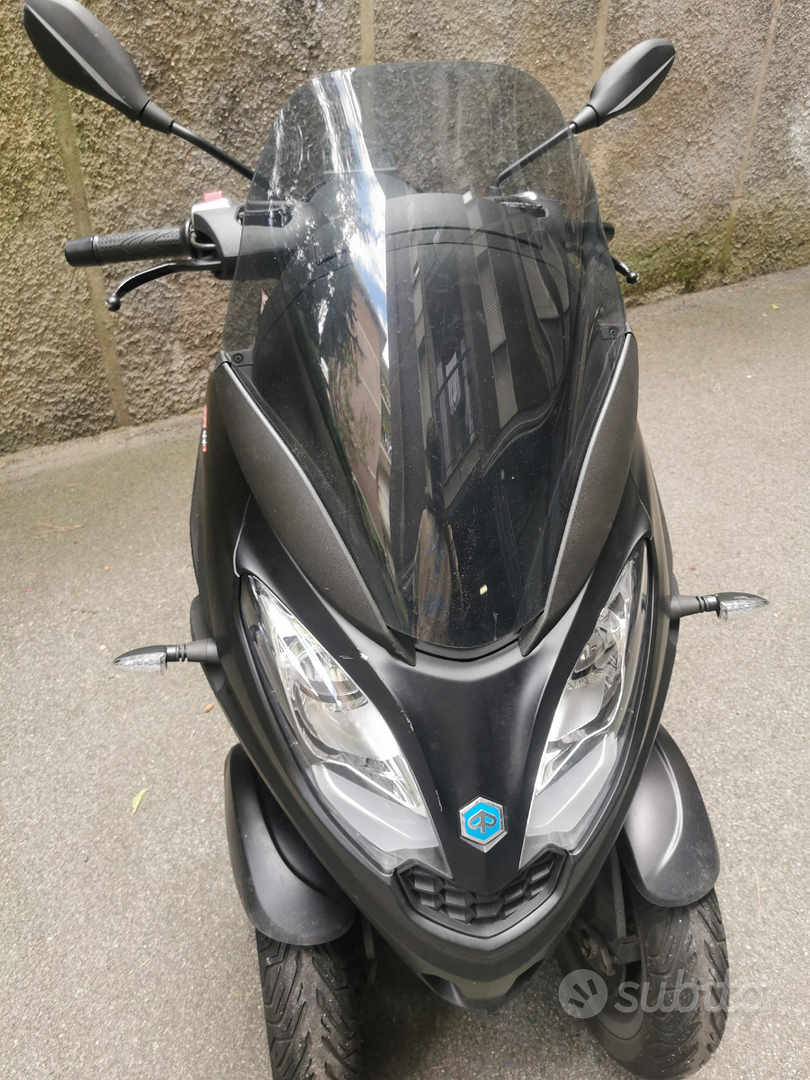 Marmitta piaggio mp3 300 hpe euro 5 - Accessori Moto In vendita a Napoli