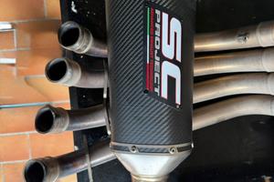 Teminale sc progenct sc1-r carbonio per cb 650r