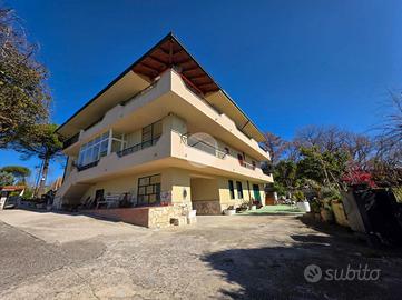 VILLA SINGOLA A MONTESARCHIO