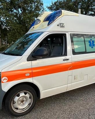 Ambulanza ARICAR - Volkswagen KOMBI 4Motion - E23-