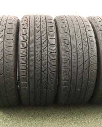 Gomme Tracmak ice plus 205 45 17 inverno