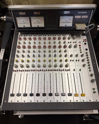 Studer 169 mixer / console