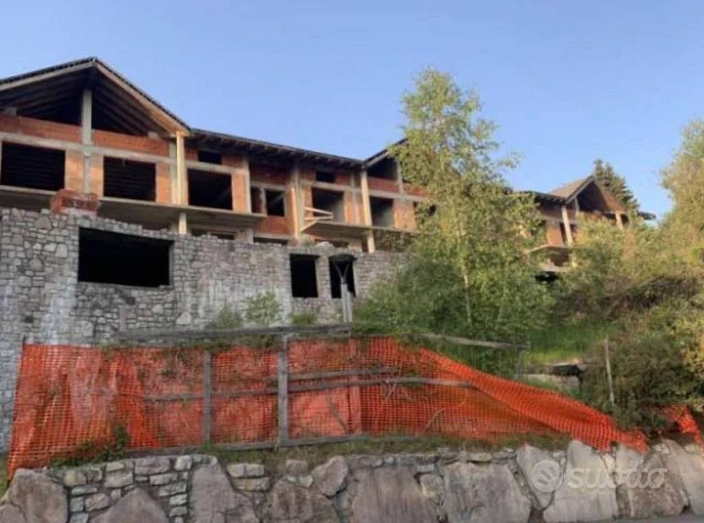 Immobile in asta di 5460 m² a Grone - Vista 4