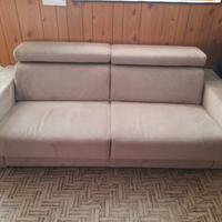 DIVANO LETTO MATRIMONIALE praticamente nuovo 