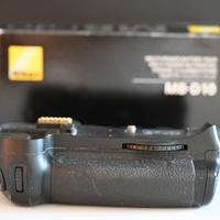 Nikon MB-D10