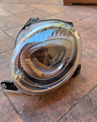 Faro Fiat 500 Proiettore superiore SX lenticolare