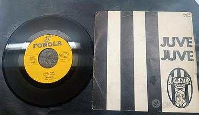 45 giri intitolato "Juve, Juve" vinile 45 giri