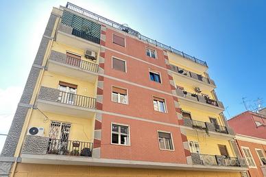 Cagliari S.Benedetto vBellini Quadrivano arredato