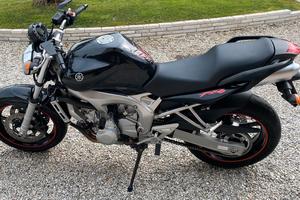 Yamaha fz6