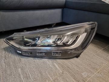 Faro SX full led Ford Focus mk4 2025