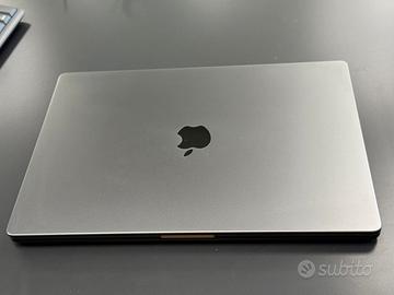 Mac Book Pro - M3 Max - 36 Gb RAM - 1 Tb SDD