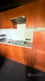 Cucina in legno massello 500€