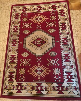 Tappeto grande modello "kazakh"