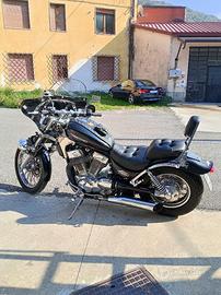 SUZUKI 1400 INTRUDER (anno  1996 )