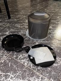 Distributore automatico cibo gatti