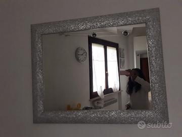 Specchio con cornice 