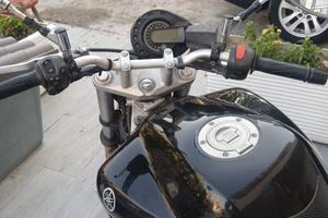 Yamaha FZ6