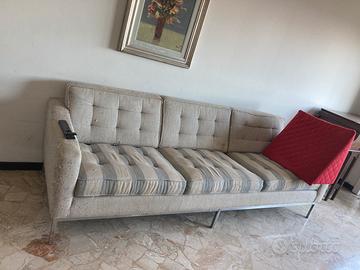 Divano Knoll