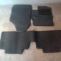 Tappetini per Toyota Yaris 2010.