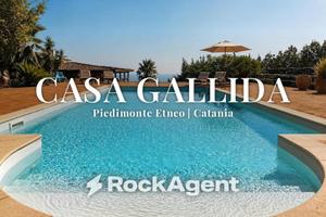 Rustico / Casale di 617 m² con più di 5 locali a P