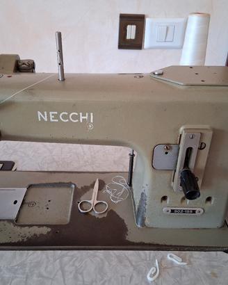 macchina da cucire 