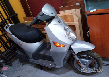 Scooter motorino elettrico ciak malaguti