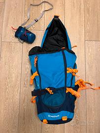 Zaino trekking Quechua 40L e porta borraccia