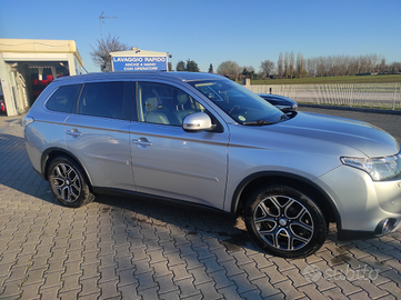 Mitsubishi Outlander III serie