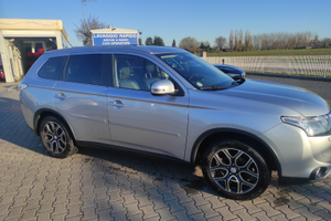 Mitsubishi Outlander III serie