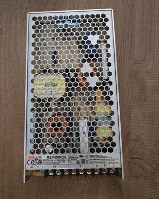 Alimentatore switching 24v