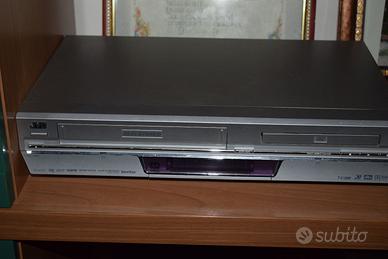 Videoregistratore combinato JVC HR-XV3,