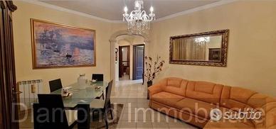 Appartamento rifinito con garage a Riposto