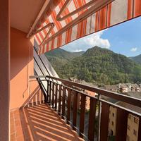 MOGGIO (LC)-Trilocale con piscina, giardino, posto