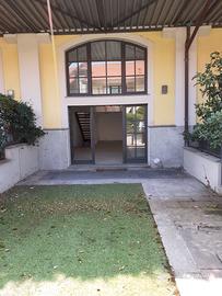 Loft Ufficio/abitazione milano prada ripamonti