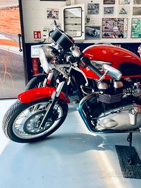 Triumph Thruxton 9