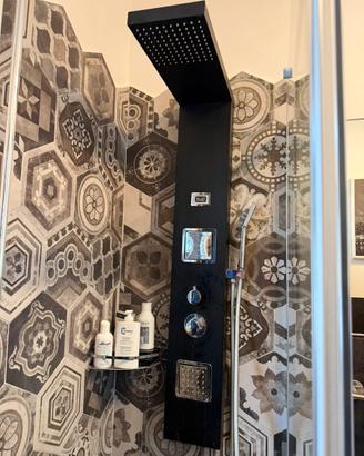 Colonna doccia deluxe con termostato digitale