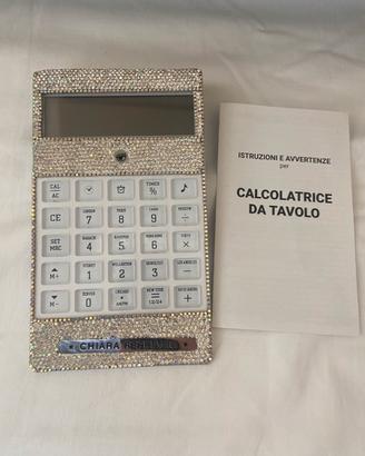 Calcolatrice Chiara Ferragni nuova