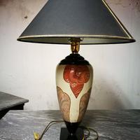 LAMPADA PARALUME CON CORPO IN CERAMICA DECORATA