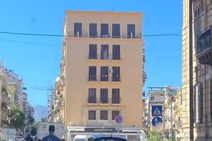 Camere studentesse/lavoratrici attico Politema