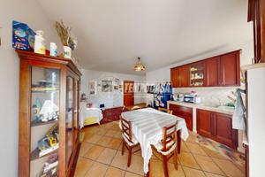 TRILOCALE ABITABILE DA SUBITO CON BALCONI