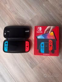 Nintendo Switch OLED - custodia e micro sd