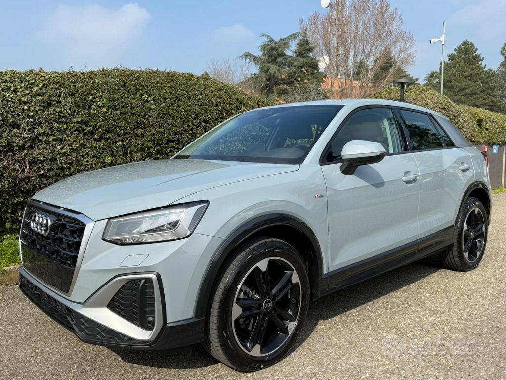 AUDI Q2