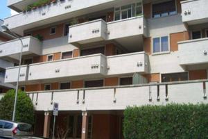 Immobile in asta di 662 m² con più di 5 locali a F