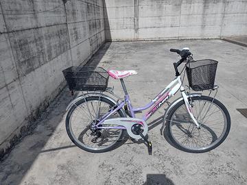 Bici da ragazza