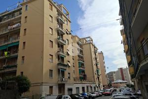 2 LOCALI A GENOVA