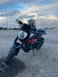 Ktm duke 125 2021